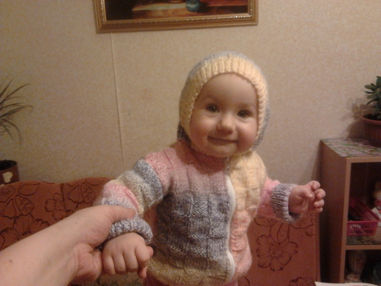 Кофточка дочке