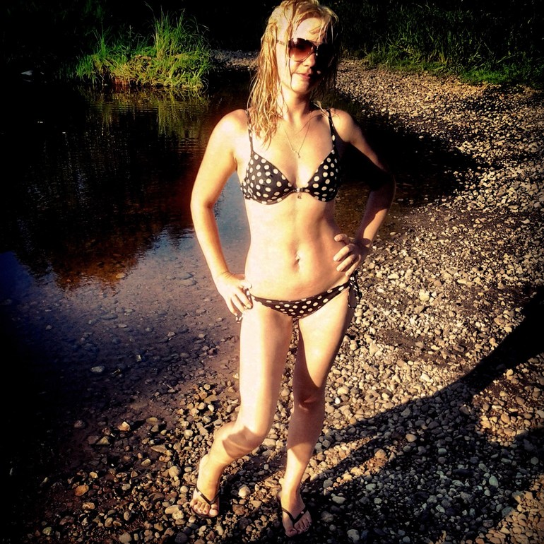 Девочки,никому не в обиду...но...