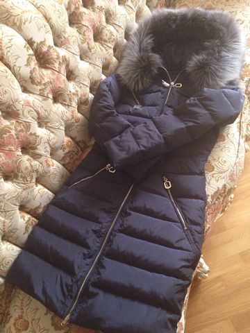 Пристрою пуховик ЛАМИДЕ 42р-р цвет т-синий. арт 1329 Шикарный мех.