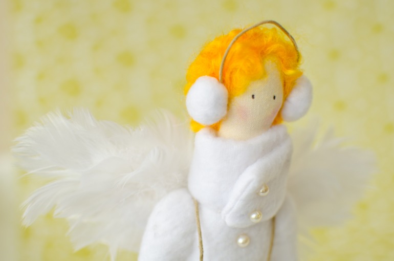 Тильда на коньках