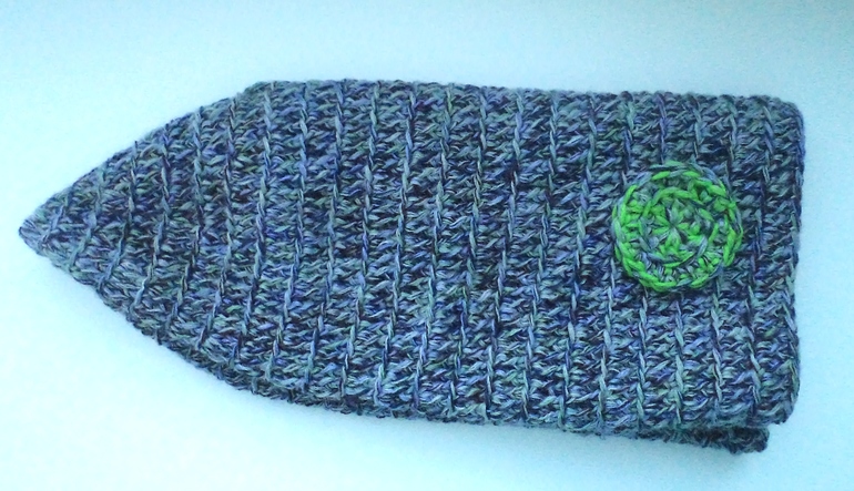 шапка-колпак с рельефом