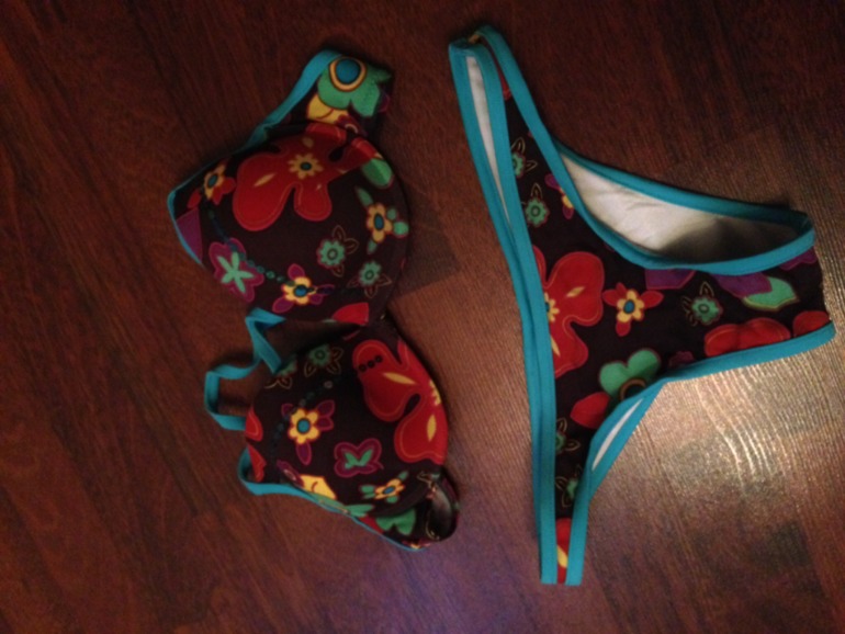 Купальник оджи 350р