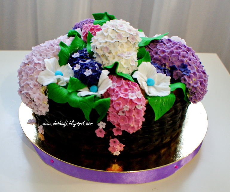 Сиреневая корзина...