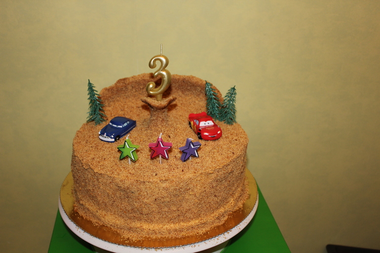 Безмастичные сладости к нашему ДР :)