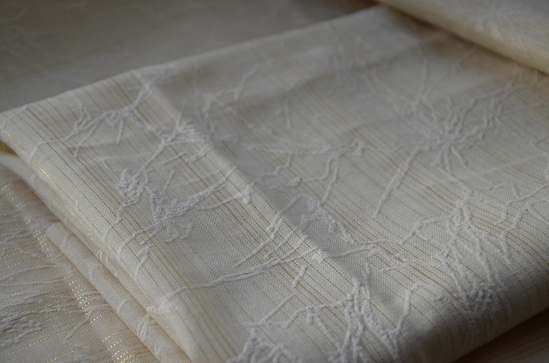 на обмен. Тюль на окна. Отрезы тканей, в т.ч. для кукол тильд, кружево, нитки и пр. для рукоделия