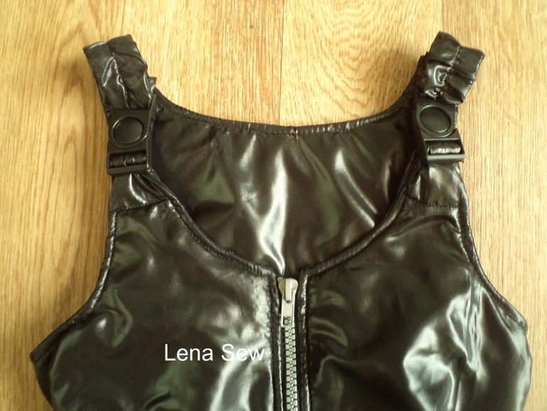 Полукомбинезон а-ля Монклер