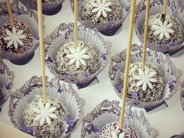 Первые кейкпопсы