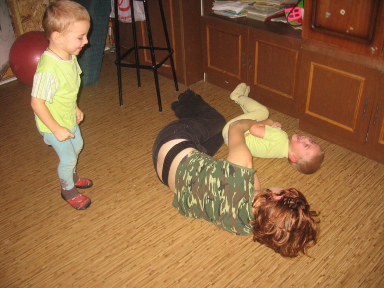 Сестрёнка на каникулах -