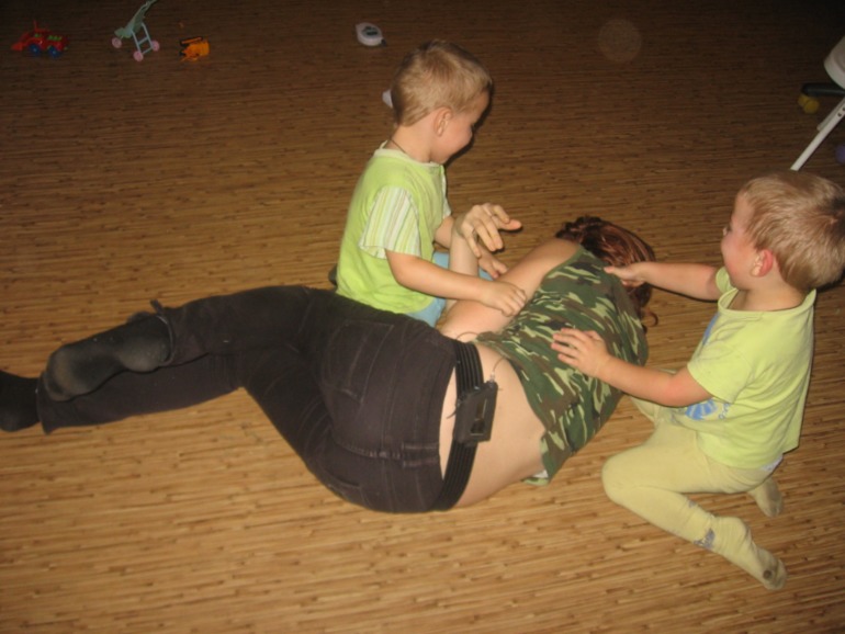 Сестрёнка на каникулах -