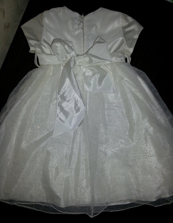 Нарядное платье фирмы Daga рост 98см 2800 руб.