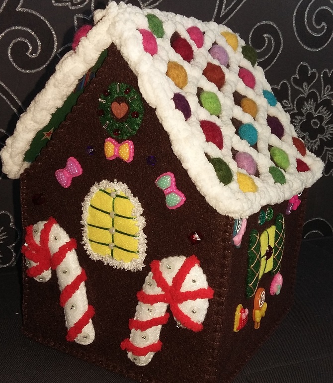 Дом gingerbread: изображения без лицензионных платежей