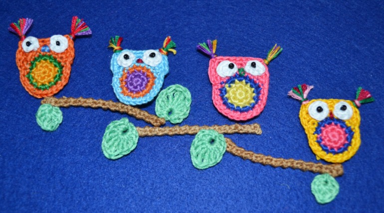 Слух идет по белу свету, что мудрее всех сова. Но, скажу вам по секрету, нет несносней существа...