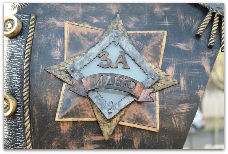 Мартышки и нога мамонта.