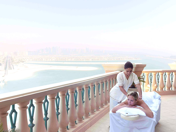 Где отдохнуть с  детьми на школьных каникулах?