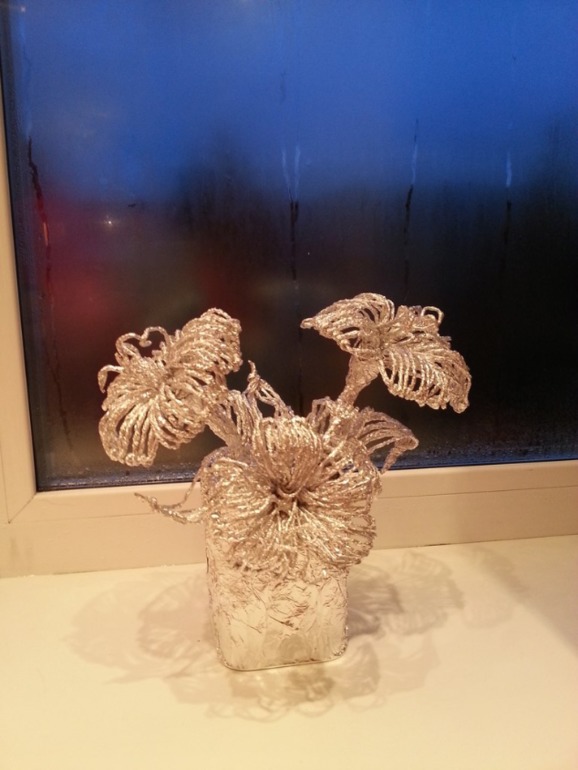 нежная лилия