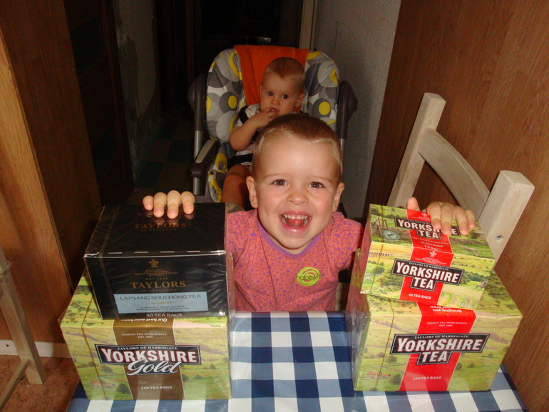 Наш хвастик настоящего английского чая YORKSHIRE TEA от Татьяны