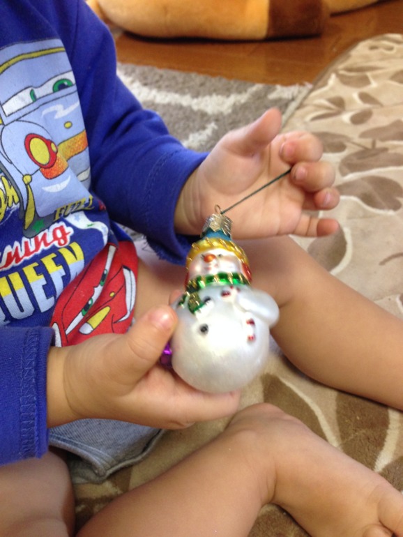 Новый год к нам мчится