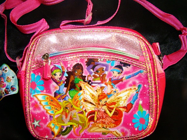 Наборы для творчества, фоторамки winx по 500 р.Часы winx.