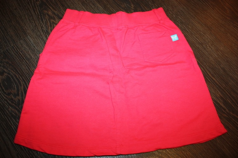 Продам праздничные платья, юбки на девочку 4-10 лет! бу по 1 разу, идеальное состояние!