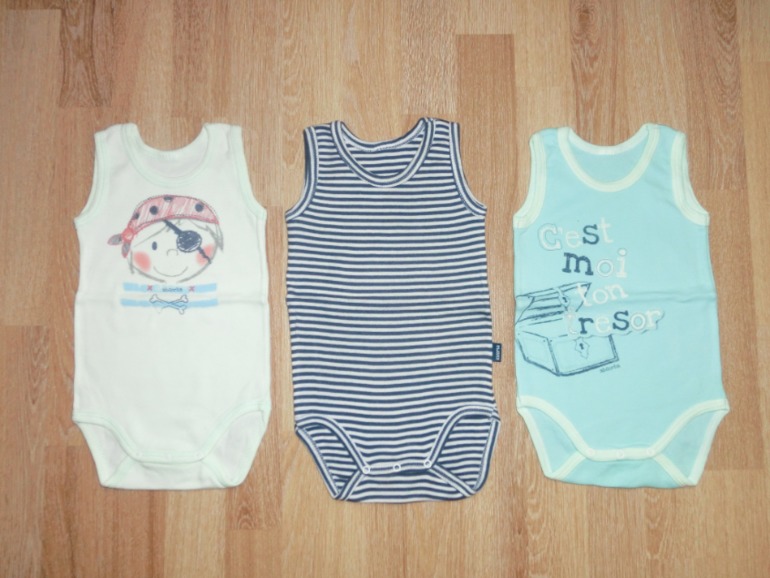Детские вещи на мальчика 0-4 месяца
