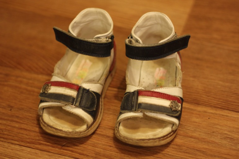 Продам Обувь на мальчика РАЗНАЯ