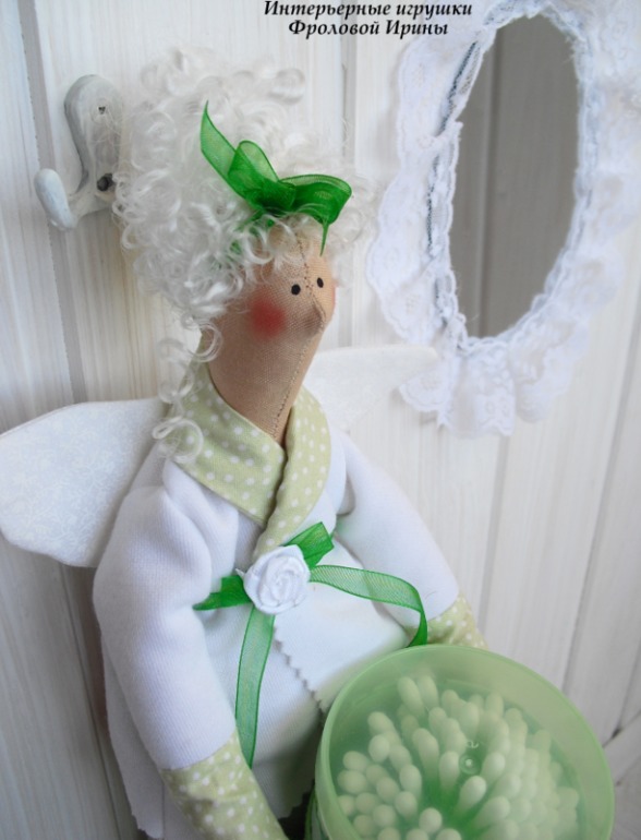 Феечка ванной комнаты