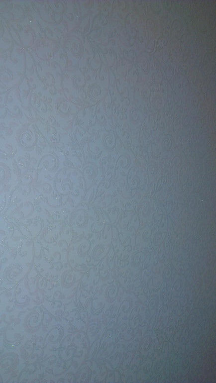 выбираю дверь в спальню.