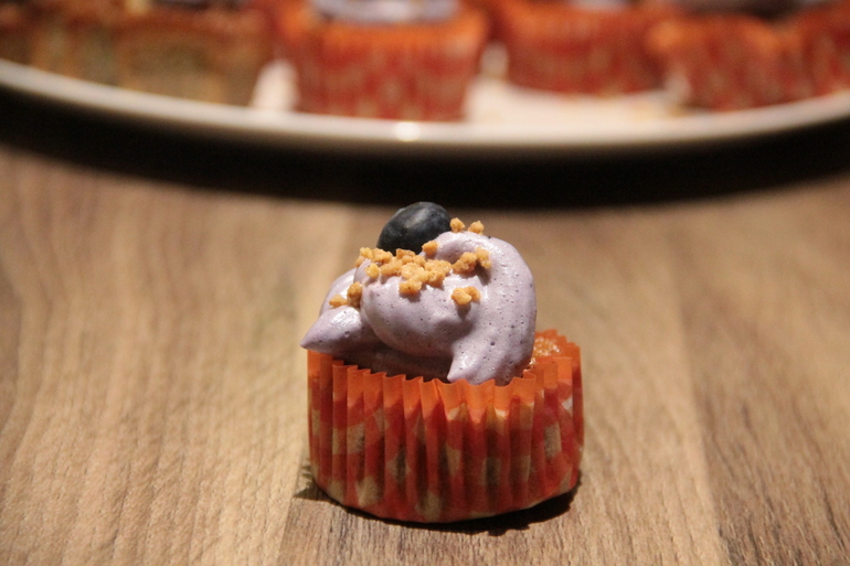 крема для капкейков - для тех у кого руки не оттуда...