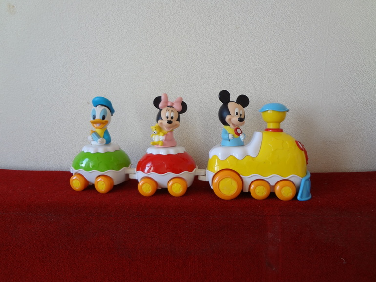 Игрушки дисней от 1 года б/у