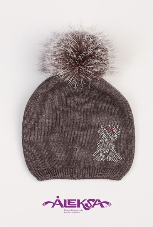 ШАПОЧКИ с натуральными меховыми помпонами женские и детские! ПРЯЖА ИТАЛИЯ!