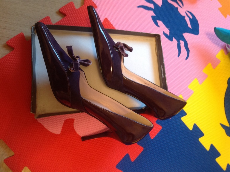 Новые женские туфли
