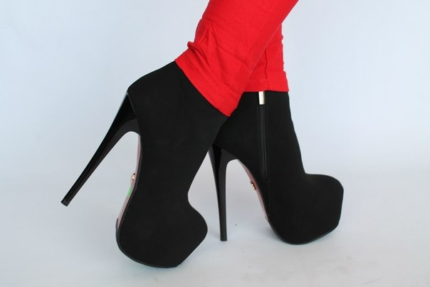 Теперь лужи мне не страшны ... )))