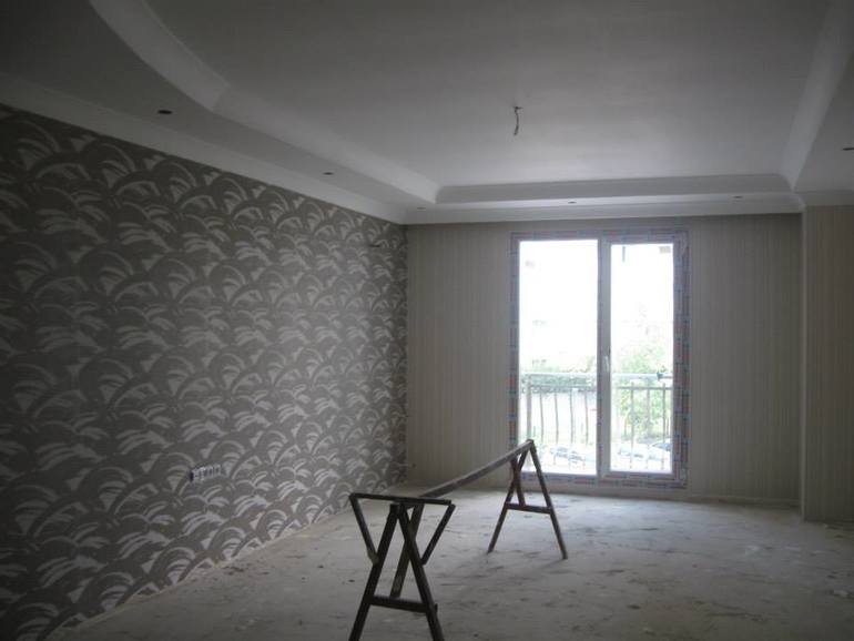 Окно в гостинной