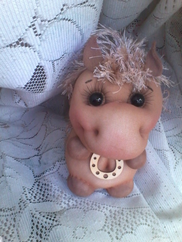 Поколдовала с капроном)))