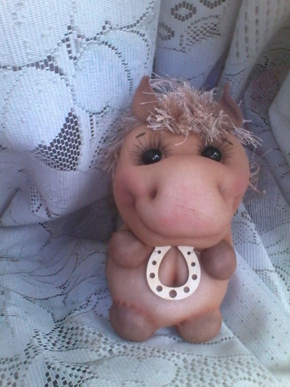 Поколдовала с капроном)))