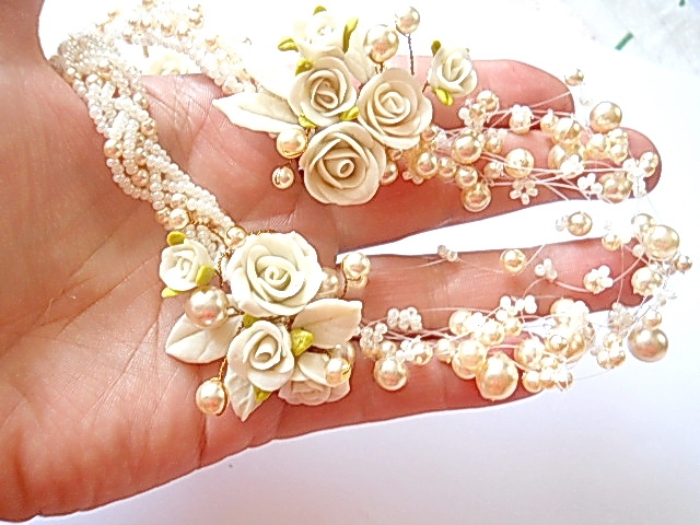 Сливочные розы