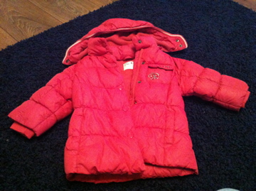 Продам демисезонные куртки и зимний комплект NELS (пух) для дев 81-86