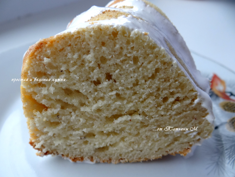 Кекс с мускатом под медовой глазурью...)))