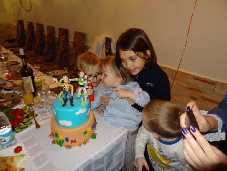 Торт для Максимки