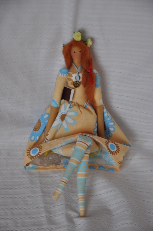 Три девицы с книжками)