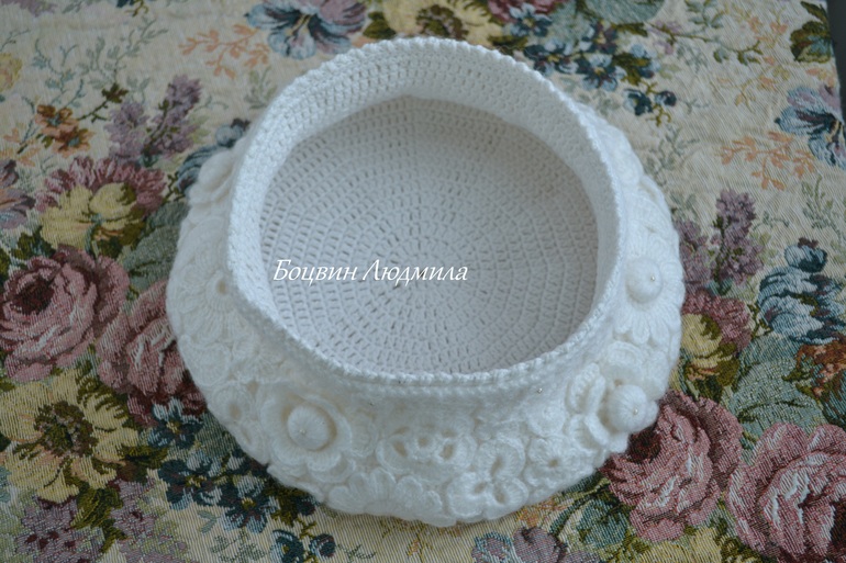 Берет крючком "Цветочный"