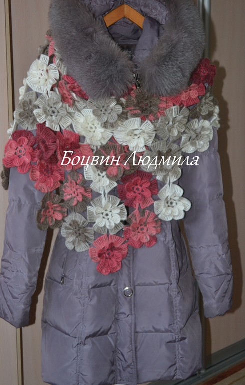 Палантин крючком из цветочных мотивов