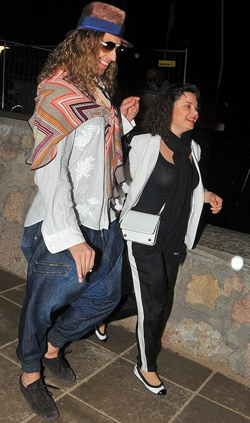 Я наверное в моде вообще ничего не понимаю...