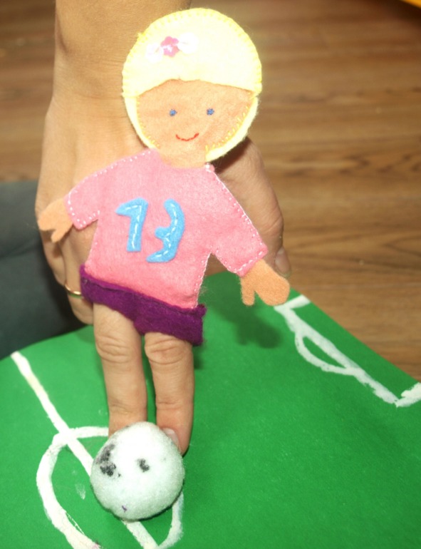 Пальчиковый футбол