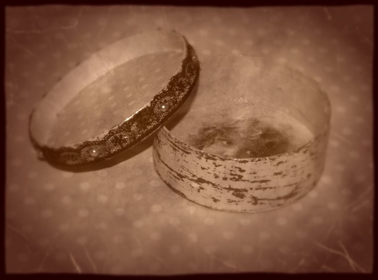 Винтажная коробка