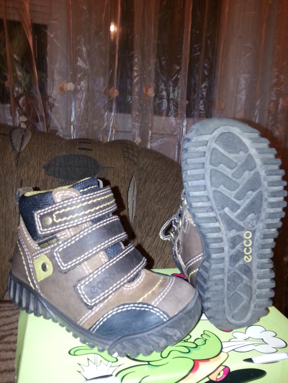 обувь для мальчика р. 20-25