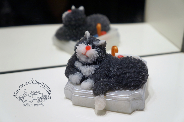 КотЭ, любитель водных процедур