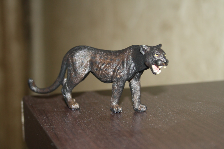 Djeco, Schleich, Larsen. Наши очередные приобретения.