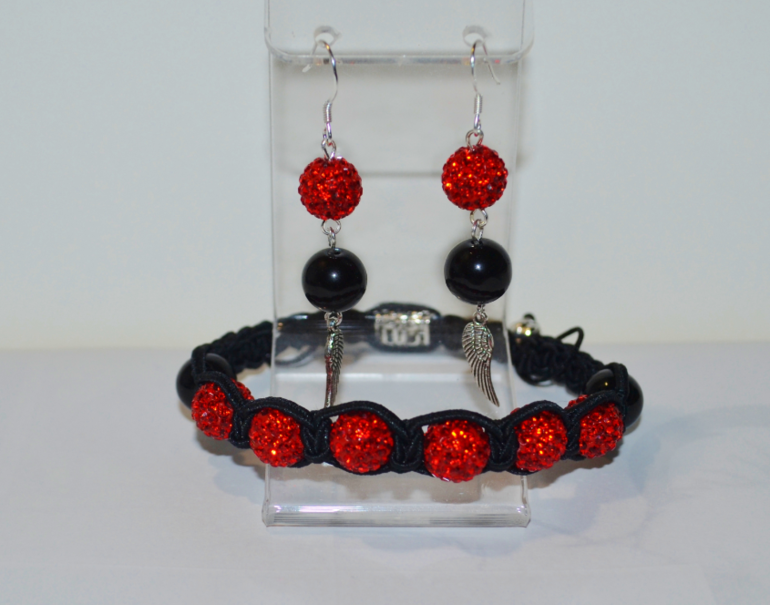 Браслеты ручной работы из полудрагоценных камней. Браслеты есть в наличии и под заказ!!!