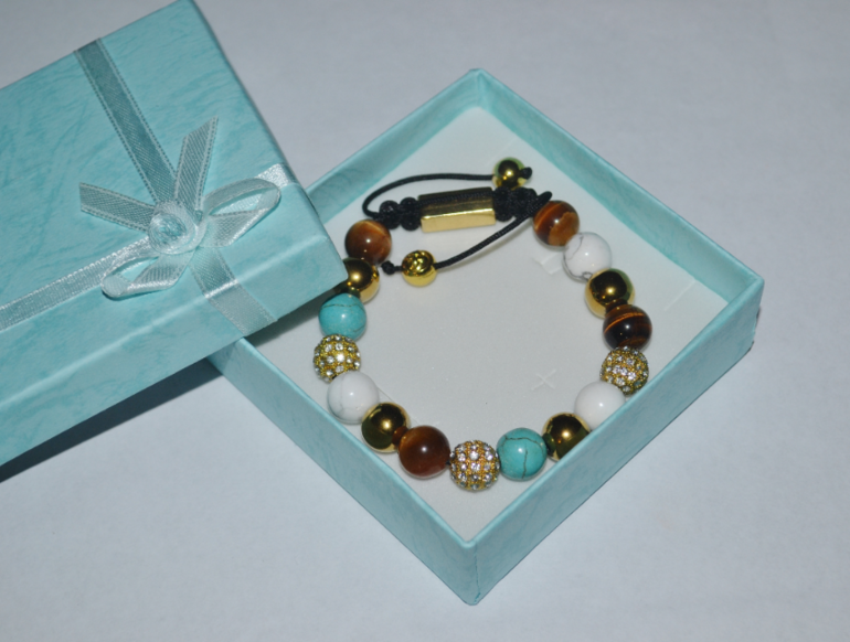 Браслеты ручной работы из полудрагоценных камней. Браслеты есть в наличии и под заказ!!!